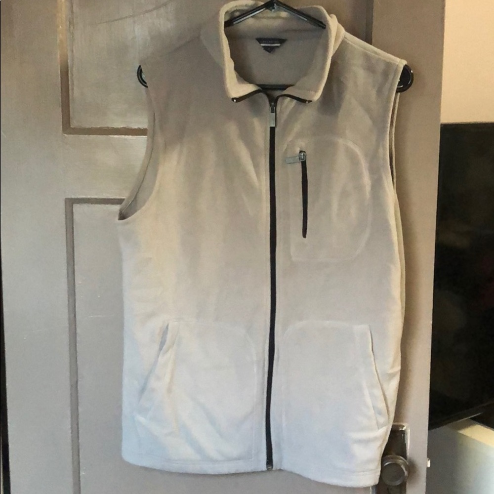 Vest! Soft!